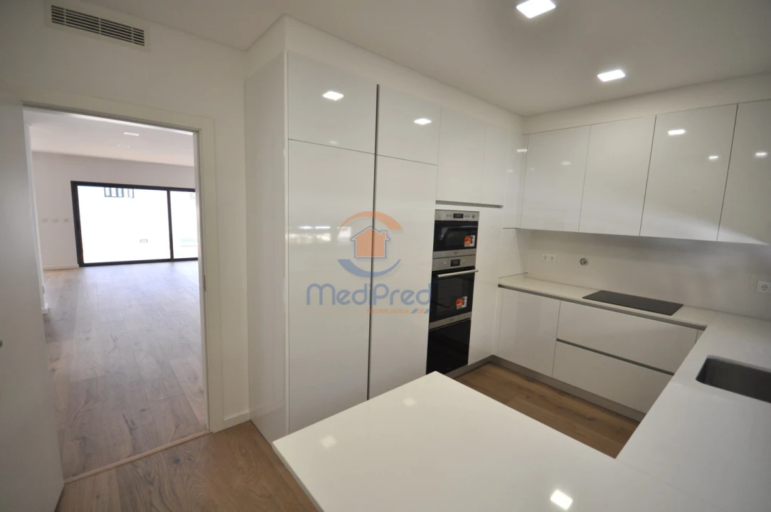 Moradia T4 para Venda em Loures Foto 13