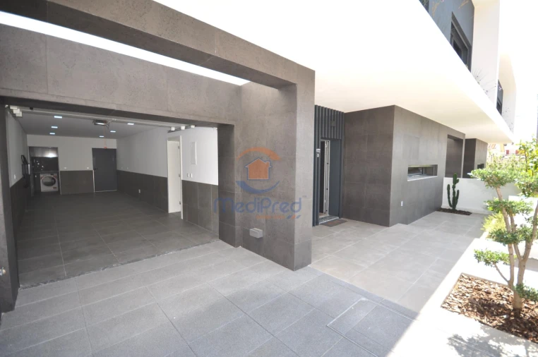 Moradia T4 para Venda em Loures Foto 51