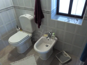 Moradia T3 para Venda em Santa Catarina da Fonte do Bispo