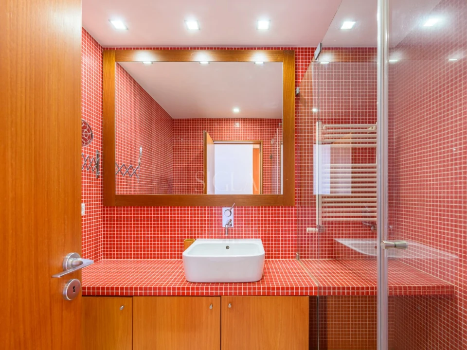 Apartamento T3 para Arrendamento em Arcozelo Foto 22
