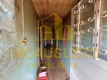 Moradia T3 para Venda em Ranhados