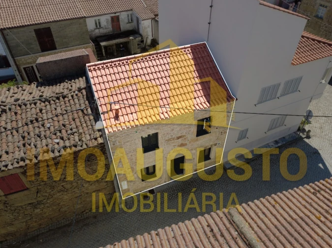 Moradia T2 para Venda em Alfaiates Foto 21