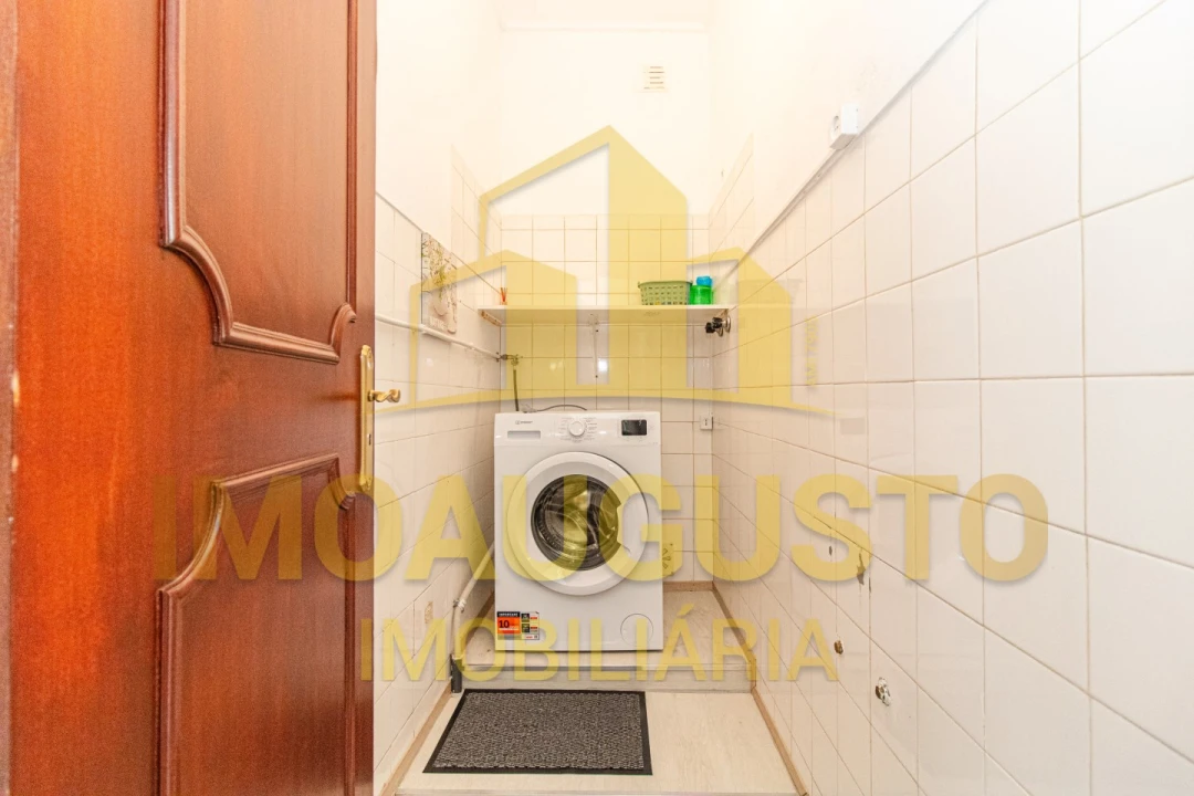 Apartamento T3 para Venda em Guarda Foto 19