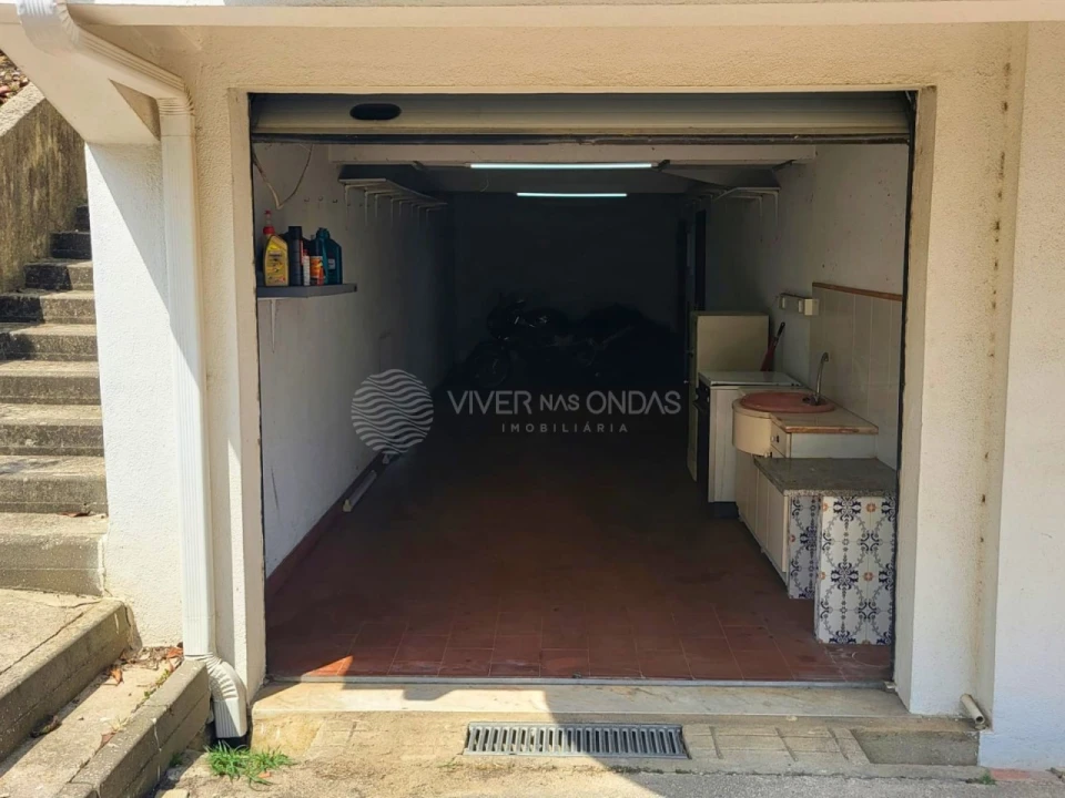 Garagem para Venda em Rio de Mouro Foto 3