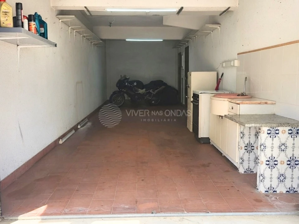 Garagem para Venda em Rio de Mouro Foto 4