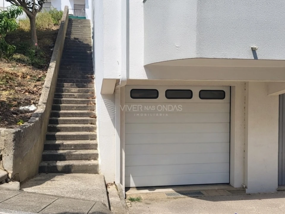 Garagem para Venda em Rio de Mouro Foto 8