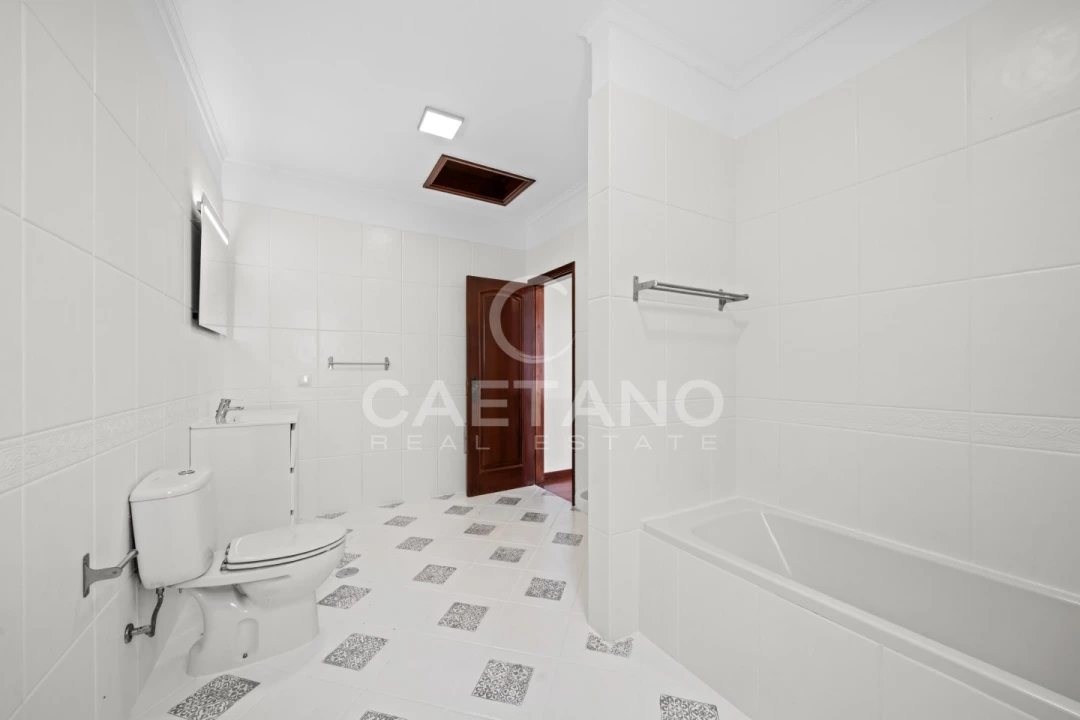 Moradia T3 para Venda em Canhas Foto 22