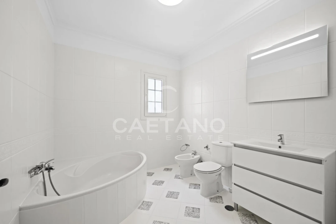 Moradia T3 para Venda em Canhas Foto 23