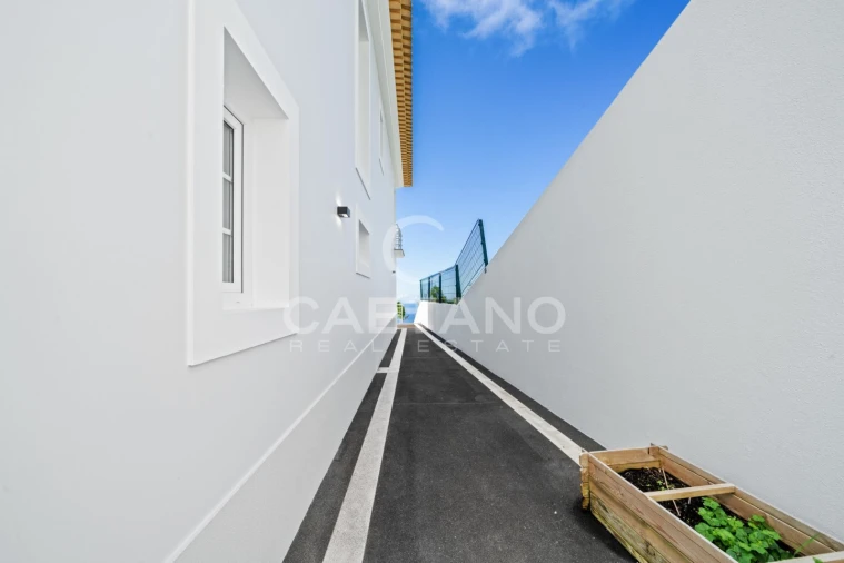 Moradia T3 para Venda em Canhas Foto 30