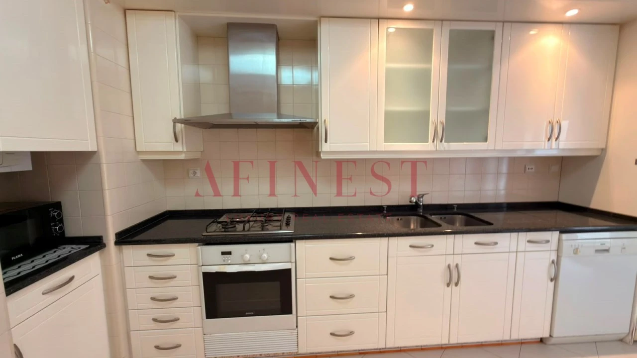 Apartamento T3 para Arrendamento em Carcavelos e Parede Foto 3