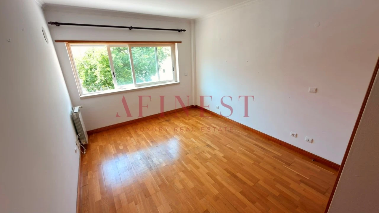 Apartamento T3 para Arrendamento em Carcavelos e Parede Foto 18