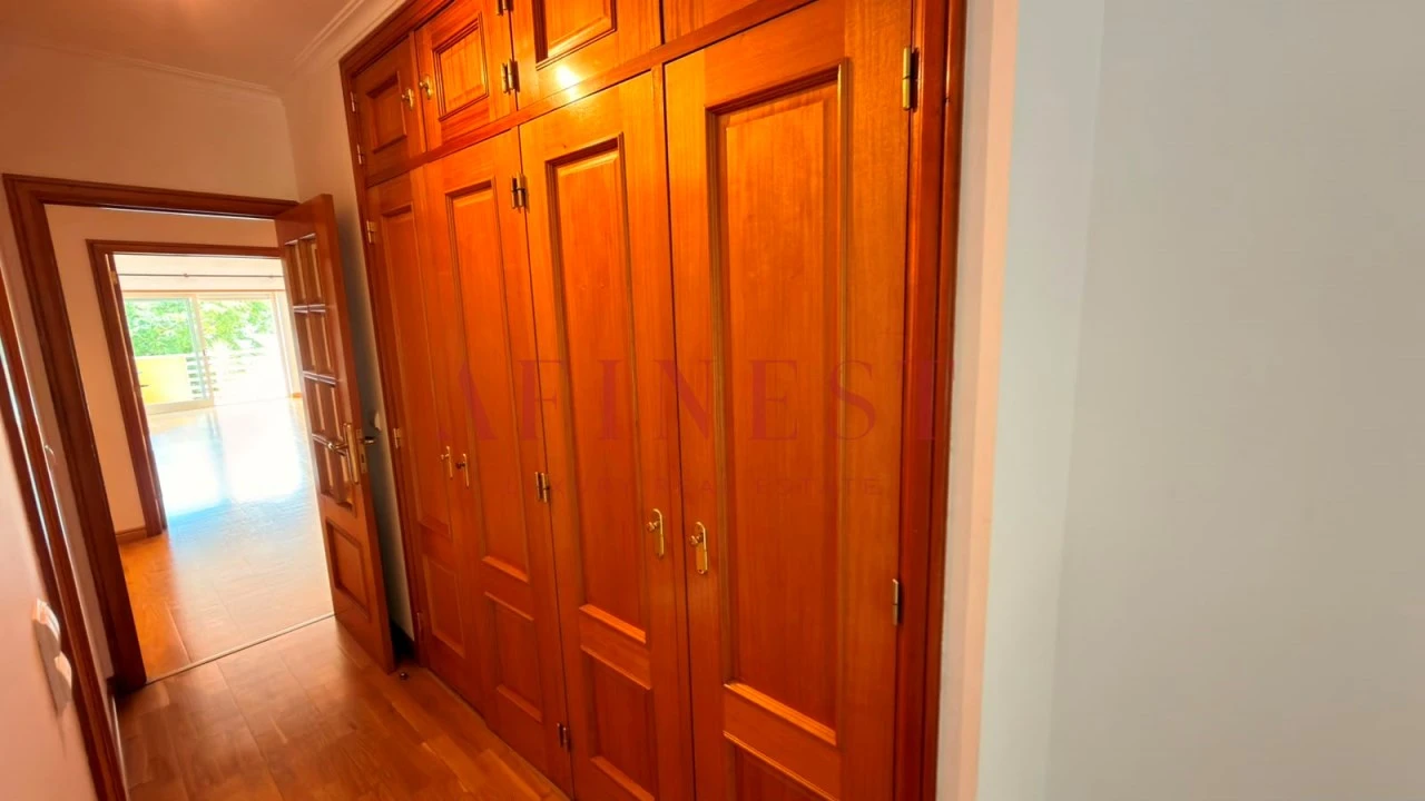Apartamento T3 para Arrendamento em Carcavelos e Parede Foto 22