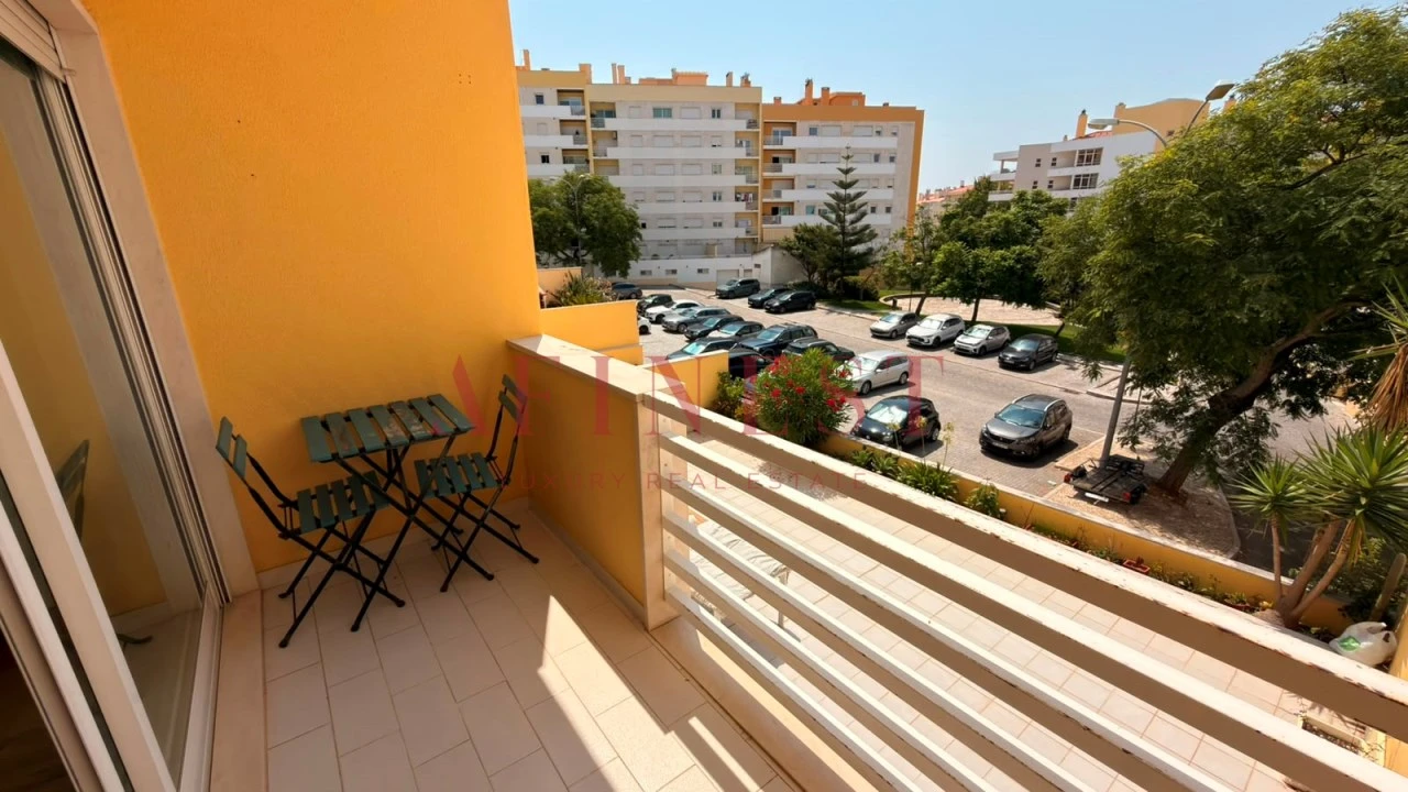 Apartamento T3 para Arrendamento em Carcavelos e Parede Foto 1