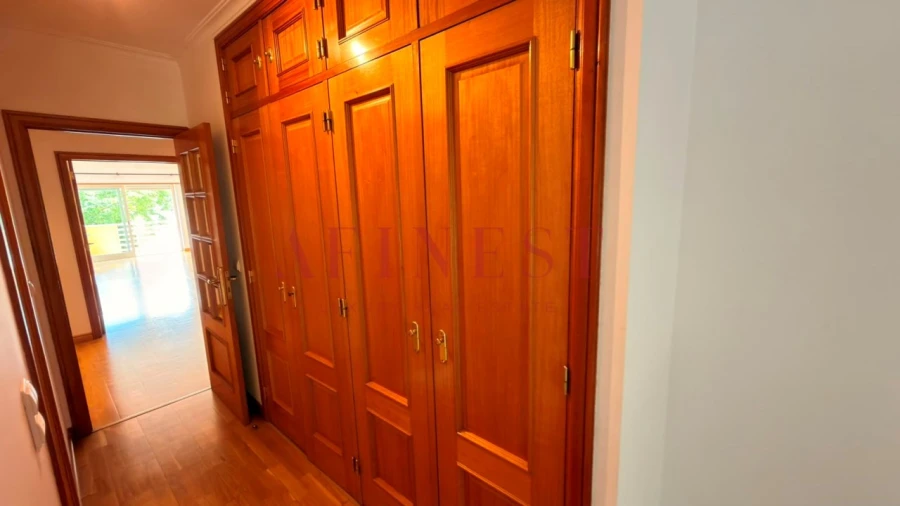 Apartamento T3 para Arrendamento em Carcavelos e Parede Foto 22
