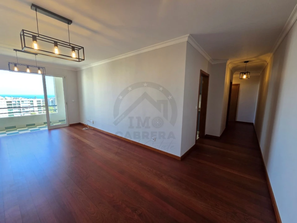 Apartamento T2 para Venda em São Martinho Foto 3