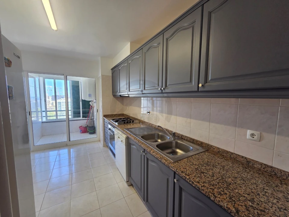 Apartamento T2 para Venda em São Martinho Foto 13