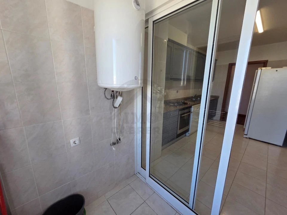 Apartamento T2 para Venda em São Martinho Foto 14