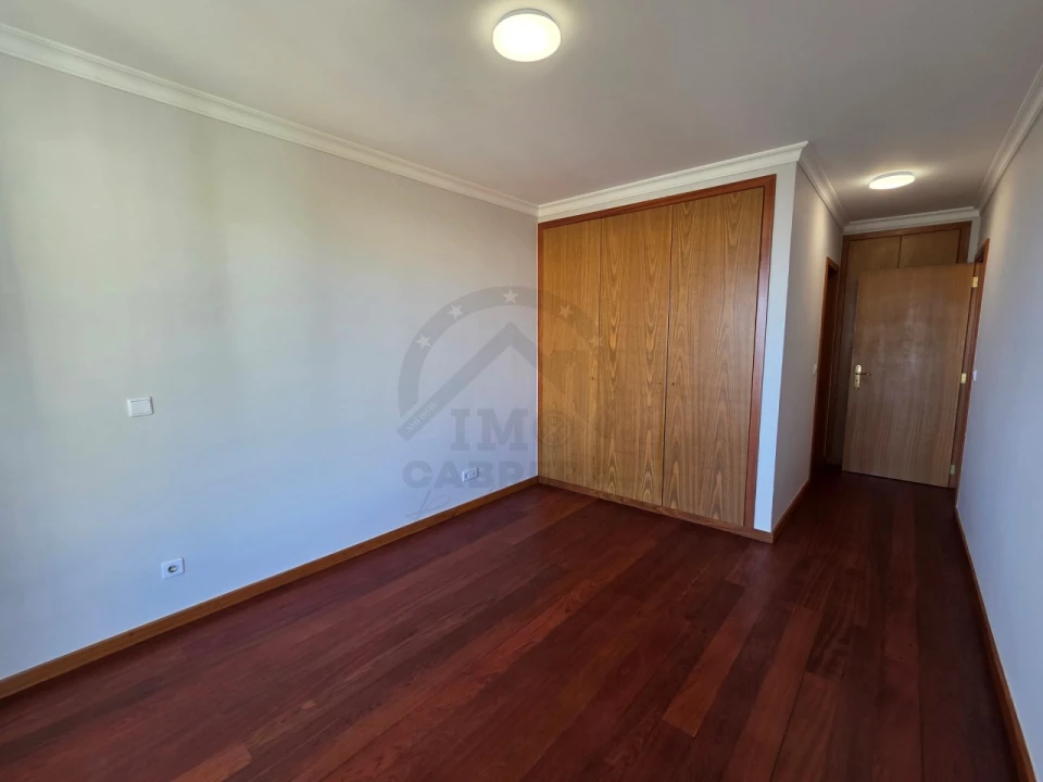 Apartamento T2 para Venda em São Martinho Foto 20