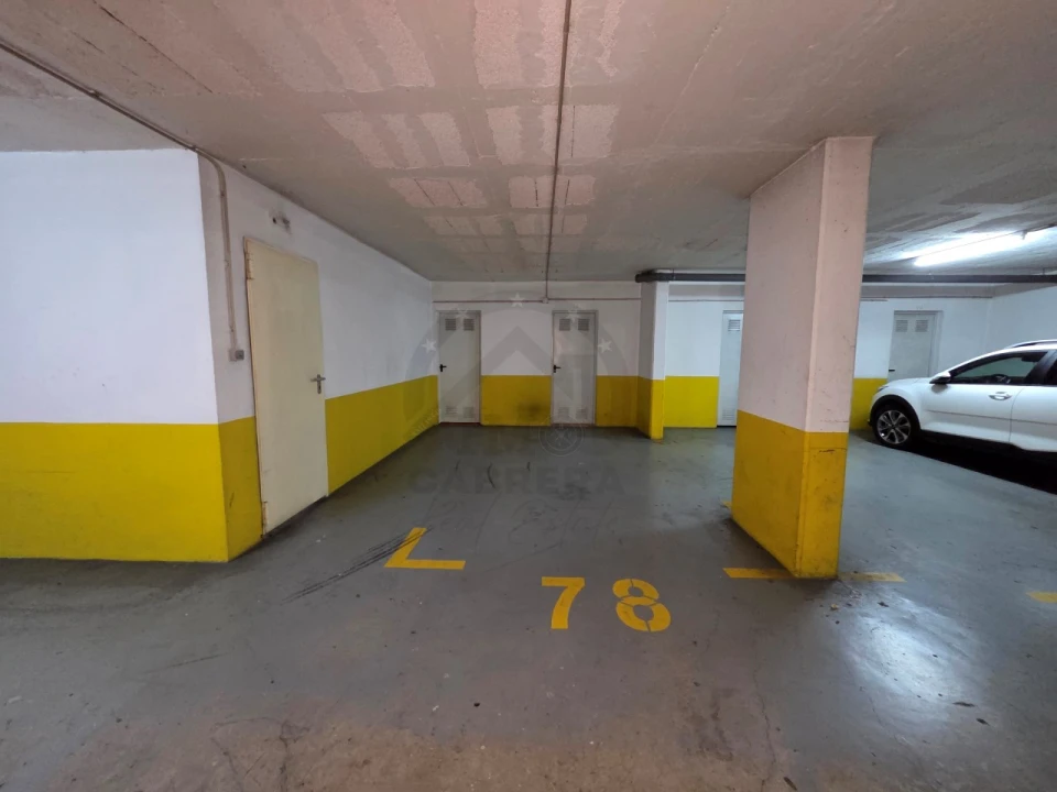 Apartamento T2 para Venda em São Martinho Foto 23