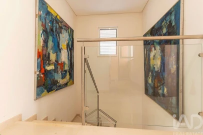 Moradia T4 para Venda em Conceição e Estoi