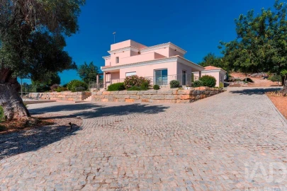 Moradia T4 para Venda em Conceição e Estoi