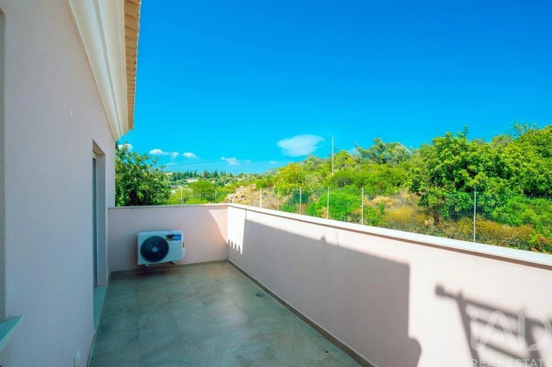 Moradia T4 para Venda em Conceição e Estoi Foto 15