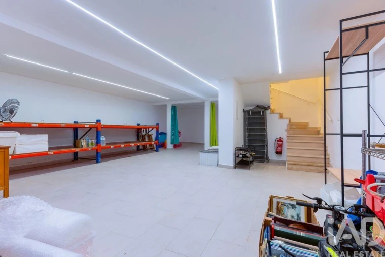 Moradia T4 para Venda em Conceição e Estoi Foto 37