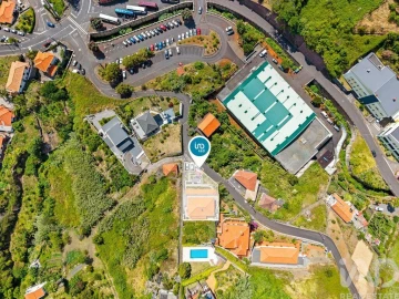Moradia T6 para Venda em Porto da Cruz