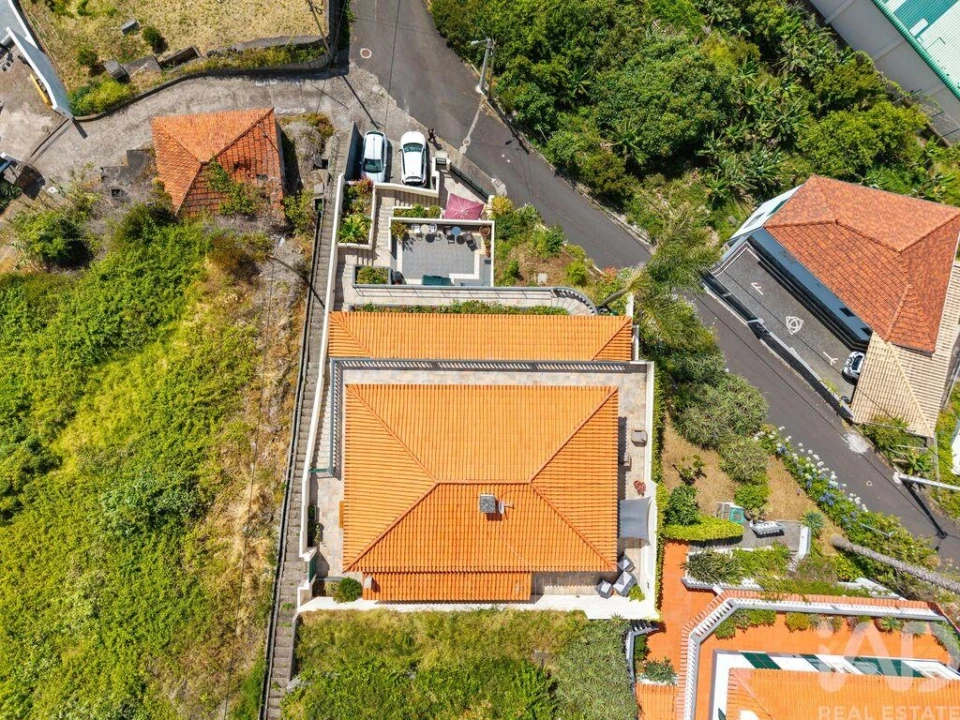 Moradia T5 para Venda em Porto da Cruz Foto 30