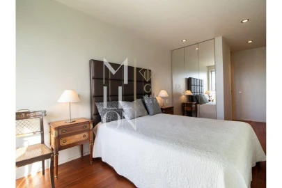 Apartamento T2 para Arrendamento em Cedofeita, Santo Ildefonso, Sé, Miragaia, São Nicolau e Vitória