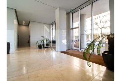 Apartamento T2 para Arrendamento em Cedofeita, Santo Ildefonso, Sé, Miragaia, São Nicolau e Vitória