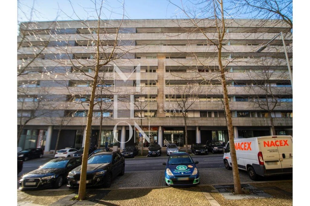 Apartamento T2 para Arrendamento em Cedofeita, Santo Ildefonso, Sé, Miragaia, São Nicolau e Vitória Foto 2