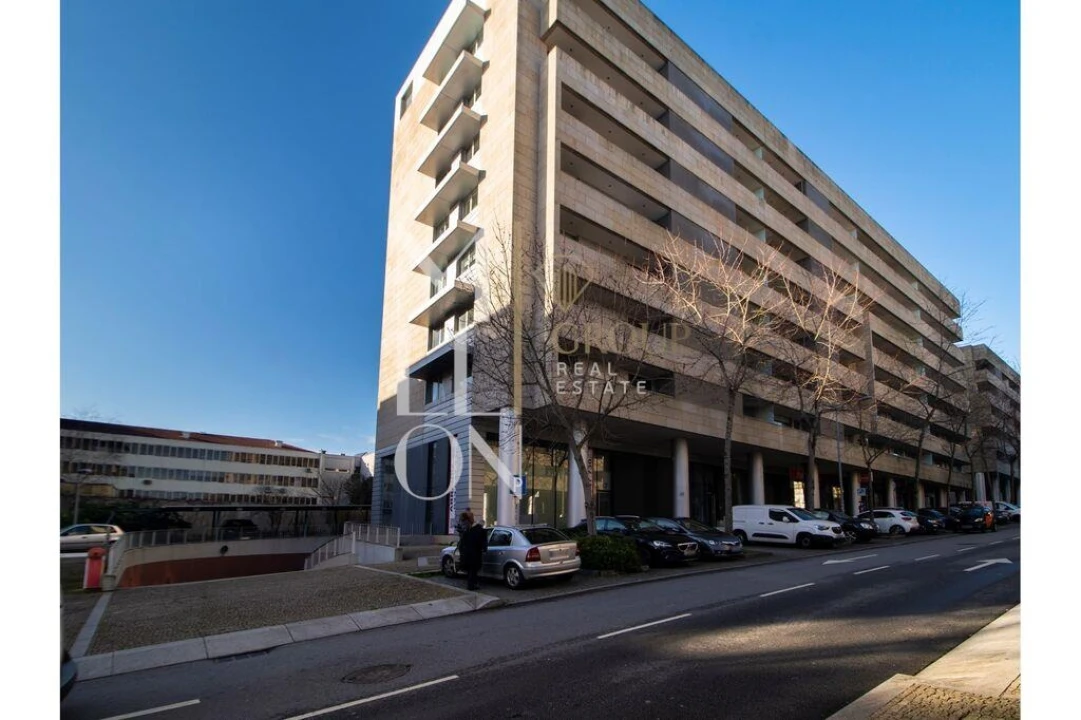 Apartamento T2 para Arrendamento em Cedofeita, Santo Ildefonso, Sé, Miragaia, São Nicolau e Vitória Foto 1