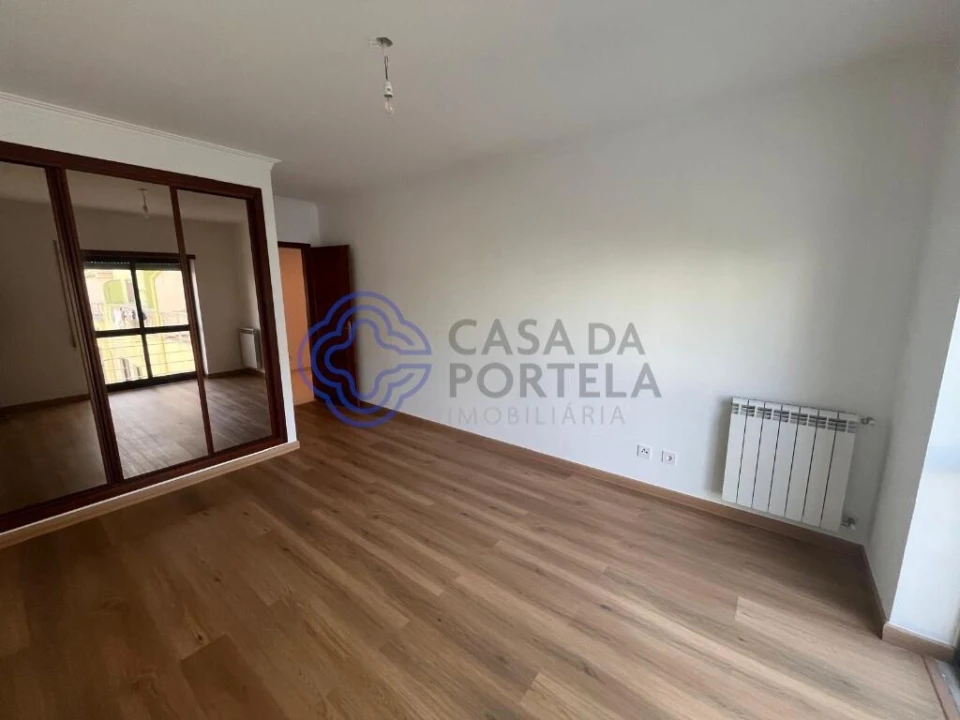 Apartamento T3 para Arrendamento em Alcochete Foto 23