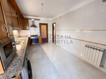 Apartamento T3 para Arrendamento em Alcochete