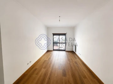 Apartamento T3 para Arrendamento em Alcochete