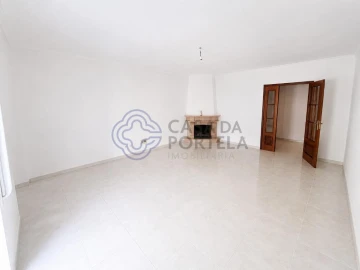 Apartamento T3 para Arrendamento em Alcochete