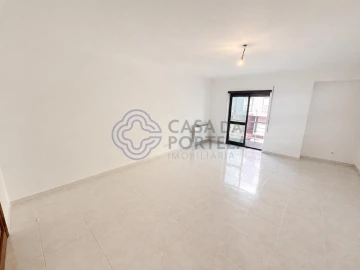 Apartamento T3 para Arrendamento em Alcochete