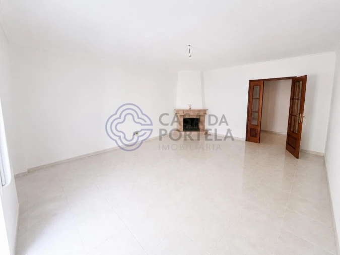 Apartamento T3 para Arrendamento em Alcochete Foto 6