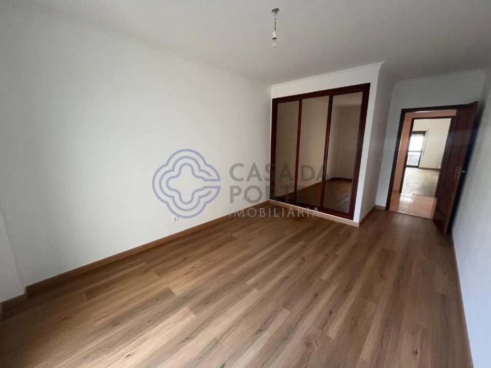 Apartamento T3 para Arrendamento em Alcochete Foto 24