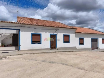 Moradia T3 para Venda em Ciborro