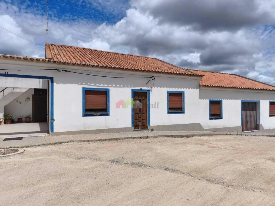 Moradia T3 para Venda em Ciborro Foto 1