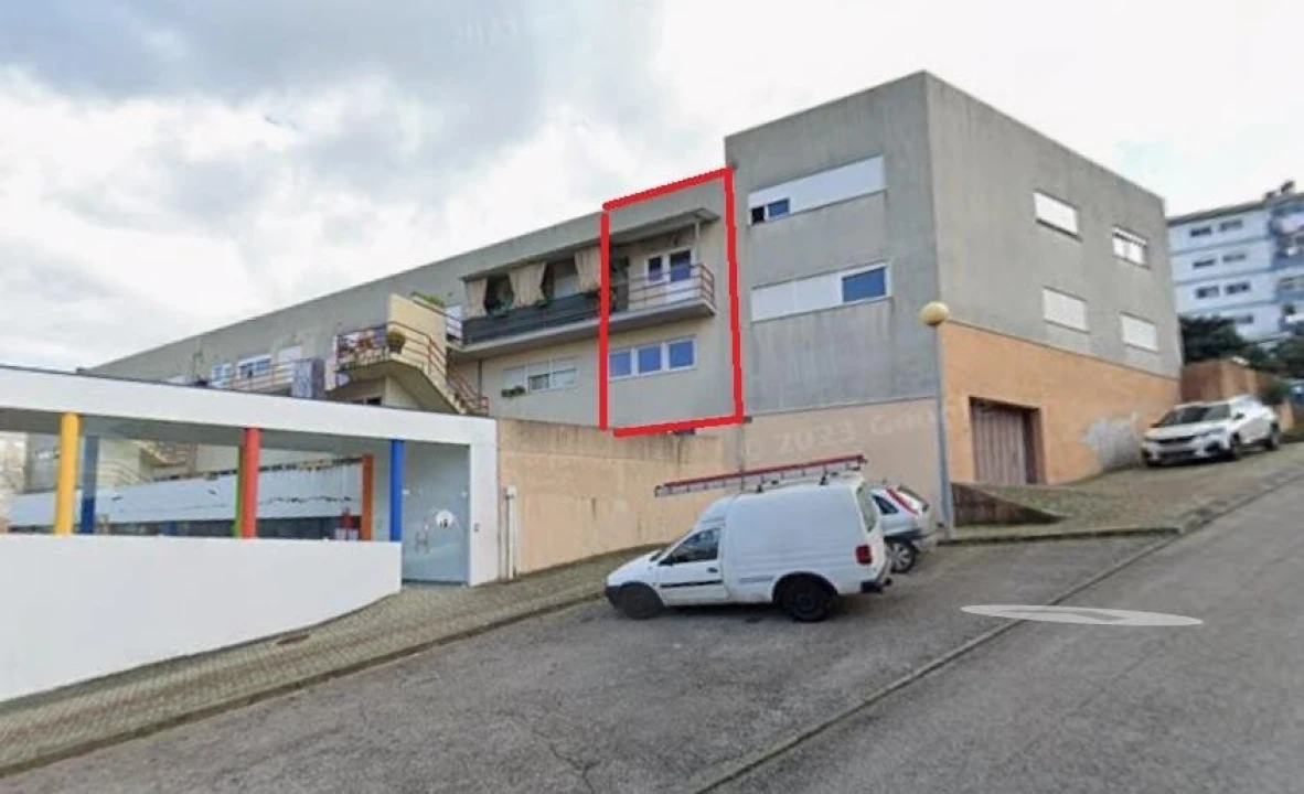 Apartamento T3 para Venda em Santo Antonio dos Olivais Foto 14