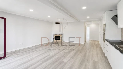 Apartamento T4 para Venda em Amora