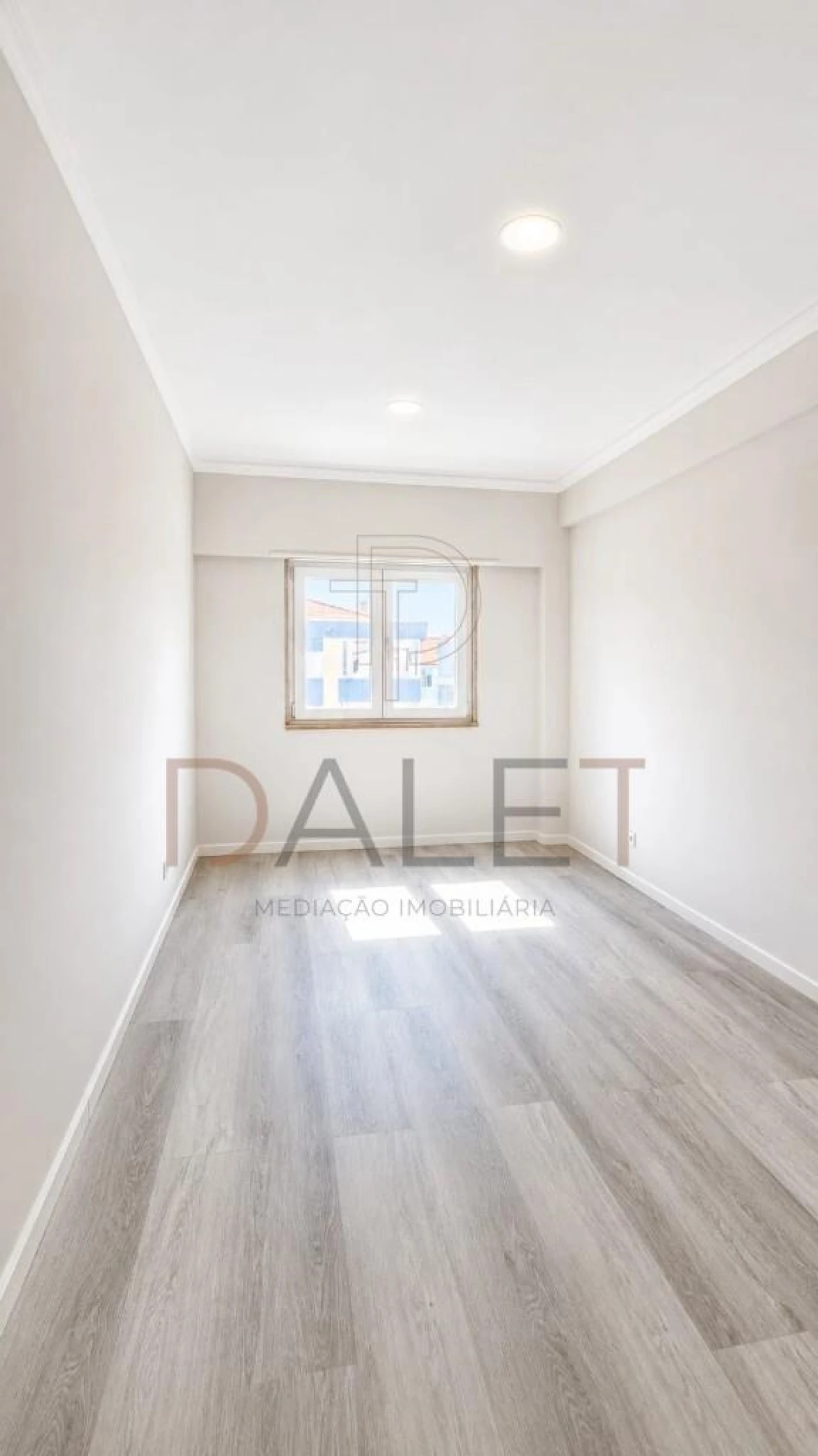 Apartamento T4 para Venda em Amora Foto 27