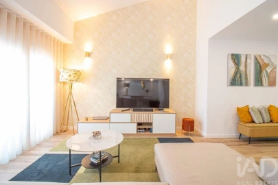Apartamento T4 para Venda em Bombarral e Vale Covo