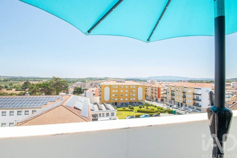 Apartamento T4 para Venda em Bombarral e Vale Covo Foto 22