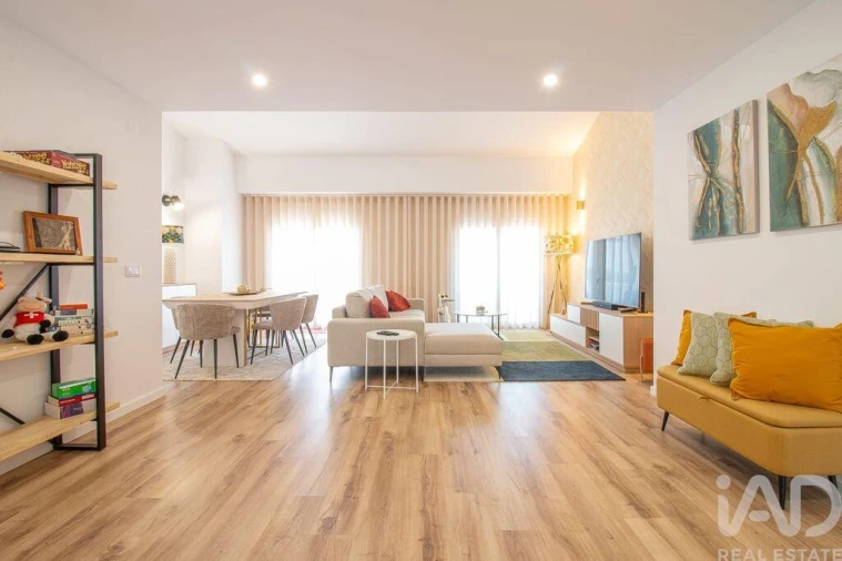 Apartamento T4 para Venda em Bombarral e Vale Covo Foto 20