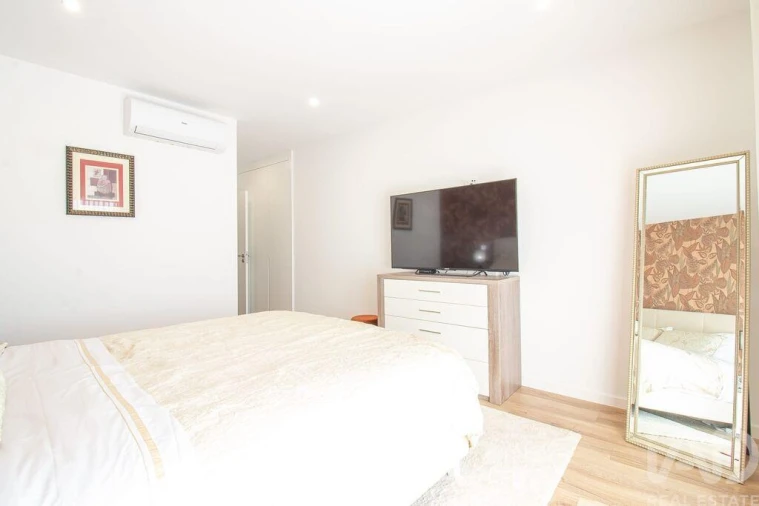 Apartamento T4 para Venda em Bombarral e Vale Covo Foto 30