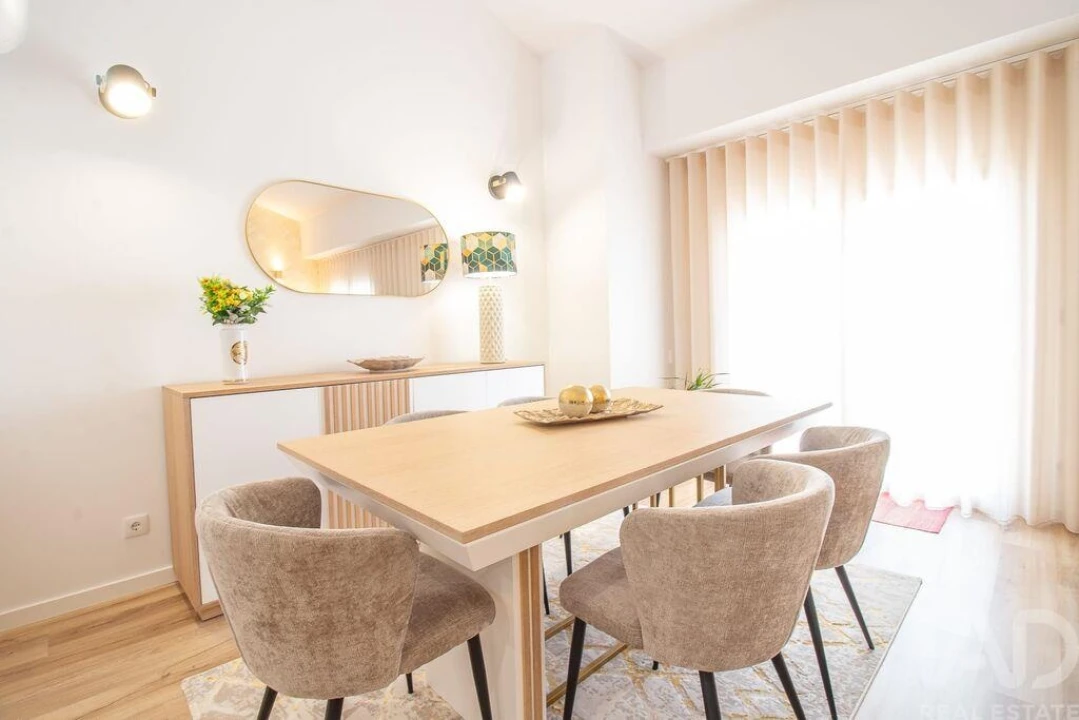 Apartamento T4 para Venda em Bombarral e Vale Covo Foto 4